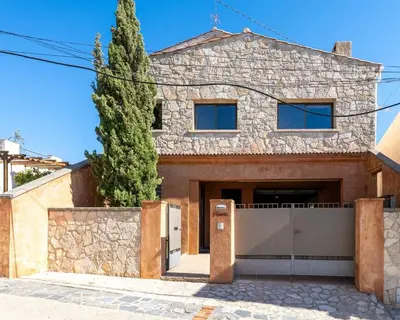 Edificio en el que se encuentra la casa o chalet