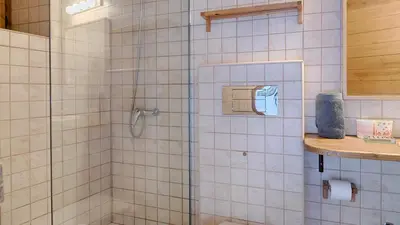 Un baño de CASA PINCELA