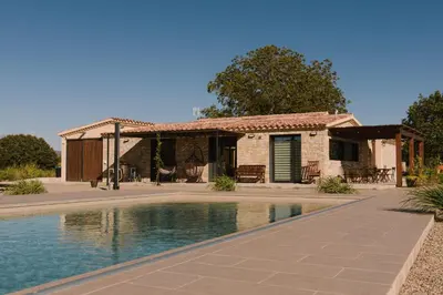 Piscina en o cerca de MASIA CLOTATS