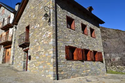 Edificio en el que se encuentra la casa o chalet