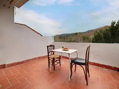 Vista general de una montaña o vista desde la casa o chalet