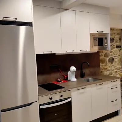 Una cocina o zona de cocina en La carpintería