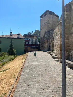 Plano de Encantador apartamento en Estella-Lizarra
