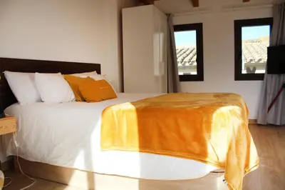 Cama o camas de una habitación en Camins del Priorat : Ermita Pinyeres