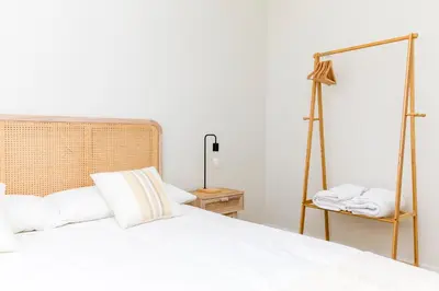 Cama o camas de una habitación en Casa Elisa con piscina y parking