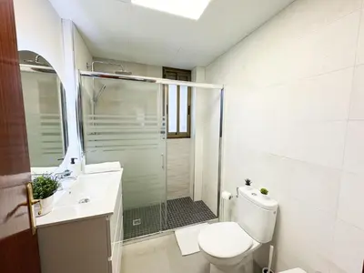 Un baño de La Paloma del Pilar - Turistea Suites