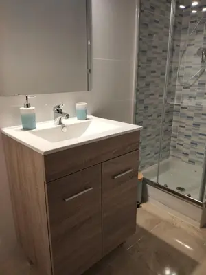 Un baño de Apartamento Confort II