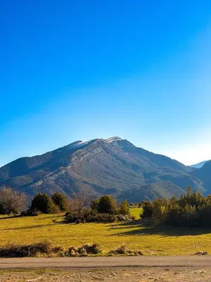 Paisaje cerca of this country house