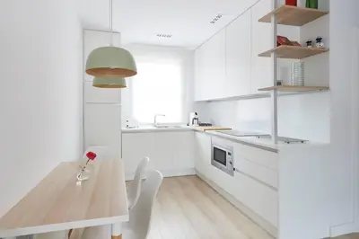 Una cocina o zona de cocina en Bonito acogedor apartamento en centro de Pamplona