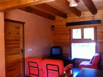 Una televisión o centro de entretenimiento en La Cicuarala