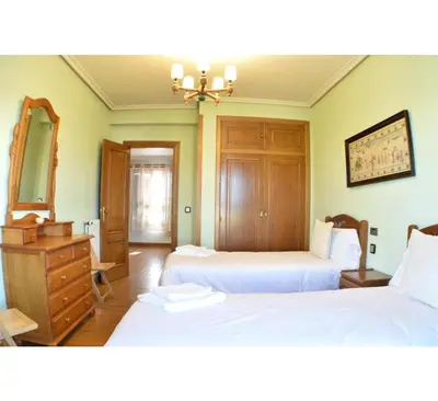 Cama o camas de una habitación en Casa Gilgar Olite