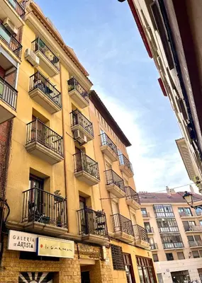 Edificio en el que se encuentra el apartamento