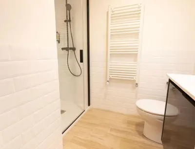 Un baño de El sueño del Búho 5. Un dormitorio con chimenea