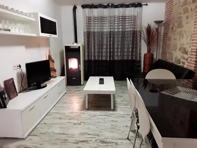 Una televisión o centro de entretenimiento en Casa Ramon y Cajal Alcañiz