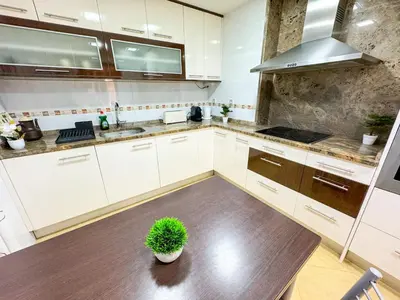 Una cocina o zona de cocina en El Lago del Pilar ComoTuCasa