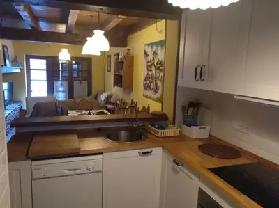 Una cocina o zona de cocina en Adosado de tres plantas en el Valle de Aran