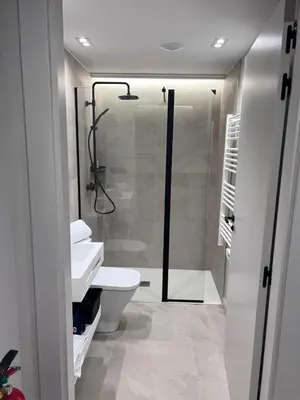 Un baño de TUEH TUDELA BALCON DE BARDENAS