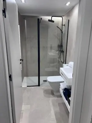 Un baño de TUEH TUDELA BALCON DE BARDENAS