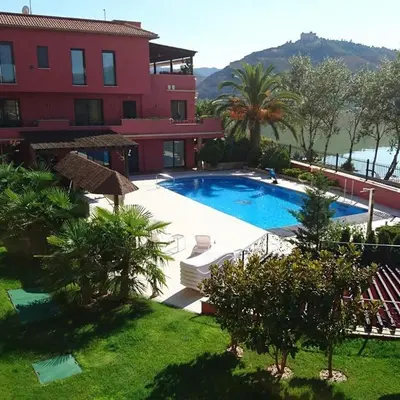 Piscina en o cerca de Ebro Fishing Exlusiv Appartment