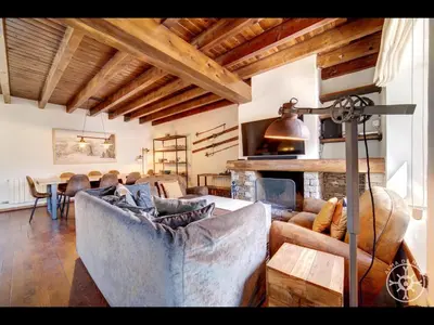 Zona de estar de CASA TICOLET de Alma de Nieve
