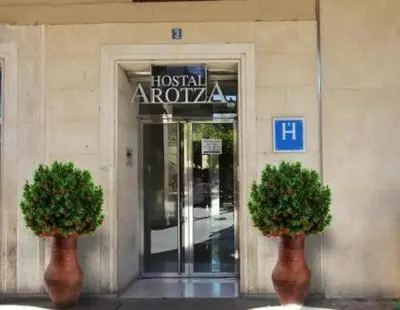 Fachada o entrada de Hostal Arotza