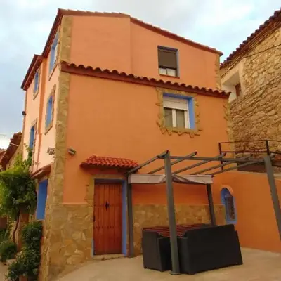 Casa Albana Alacón