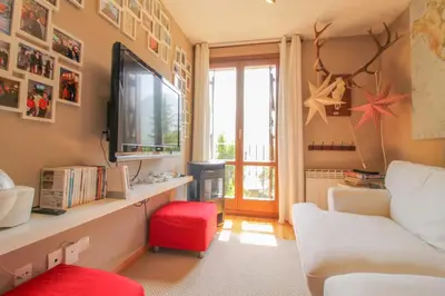 Zona de estar de La Casita del Pirineo
