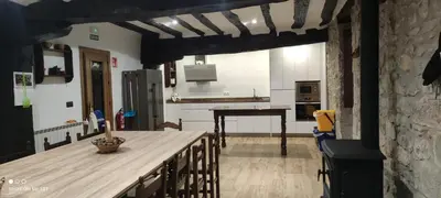 Una cocina o zona de cocina en Casa rural Iturrikoa