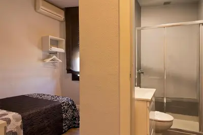 Un baño de Hostal Plaza
