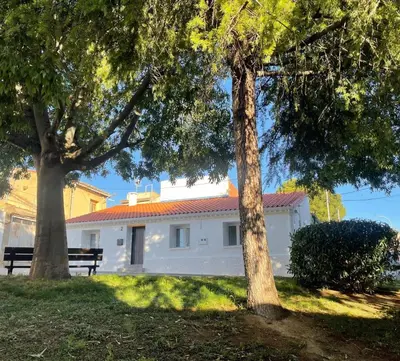 Jardín al aire libre en Vivienda turística rural cerca de Bardenas y Senda Viva
