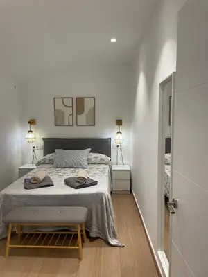Cama o camas de una habitación en Vivienda turística rural cerca de Bardenas y Senda Viva