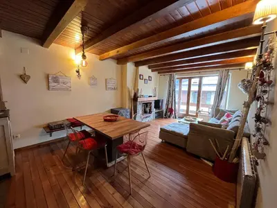Zona de estar de Charme et confort au pied des pistes