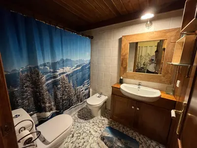 Un baño de Charme et confort au pied des pistes