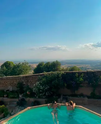 Piscina en o cerca de Casa Calvo SXVI