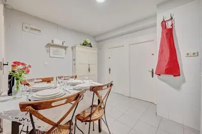 Plano de Heart of Pamplona Apartments I by clabao
