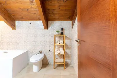 Un baño de Apartament la Xisqueta - Vall Fosca - L'Amfitriona