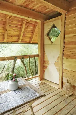Plano de Ekia Basoa Suites