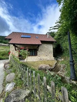 Edificio en el que se encuentra el chalet de montaña