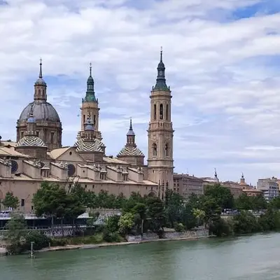 Apartamento cerca de Basilica de Pilar