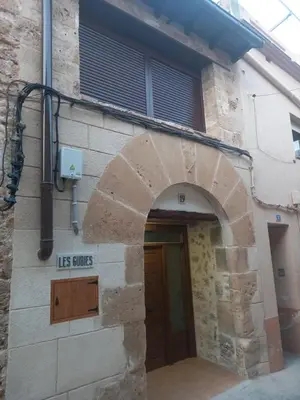 Fachada o entrada de Les Gubies