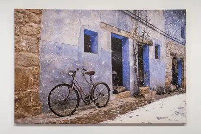 Montar en bicicleta en La Bicicleta o alrededores