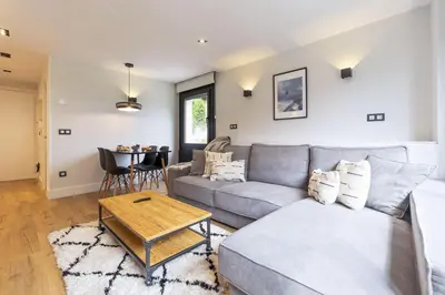 Zona de estar de Luderna - Apartamento Misharnon