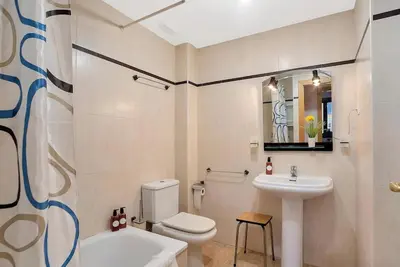 Un baño de Cochata, práctico y céntrico - Arafita Apartamentos