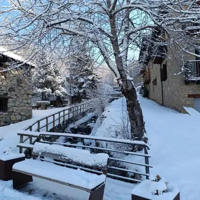 LA GINESTA 3, Apartaments de muntanya en invierno
