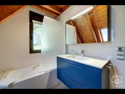 Un baño de CASA ARROQUETS de Alma de Nieve