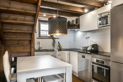 Una cocina o zona de cocina en Chalet adosado en Garós a 7 mins de Baqueira