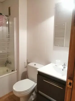 Un baño de Tu rincón rústico - Acogedor para parejas - Cuc 1