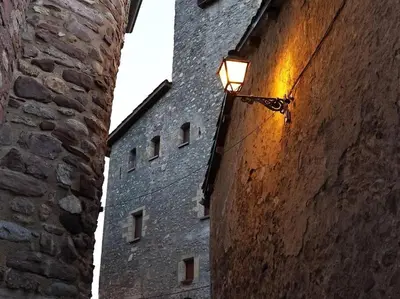 Plano de Acogedor Apartamento Rústico en Pirineos
