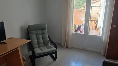 Una televisión o centro de entretenimiento en Teletrabajo en paz o fin de semana en el pueblo