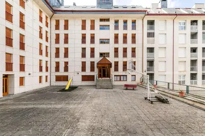 Edificio en el que se encuentra el apartamento